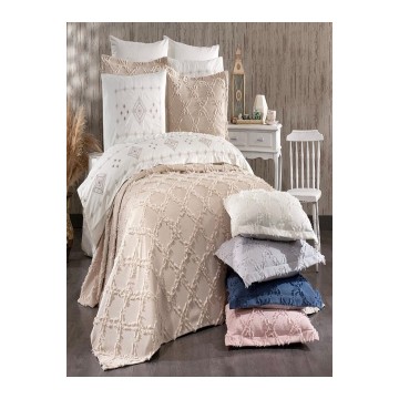 UKRASNI PREKRIVAČ LAMAR + 2 JASTUČNICE 